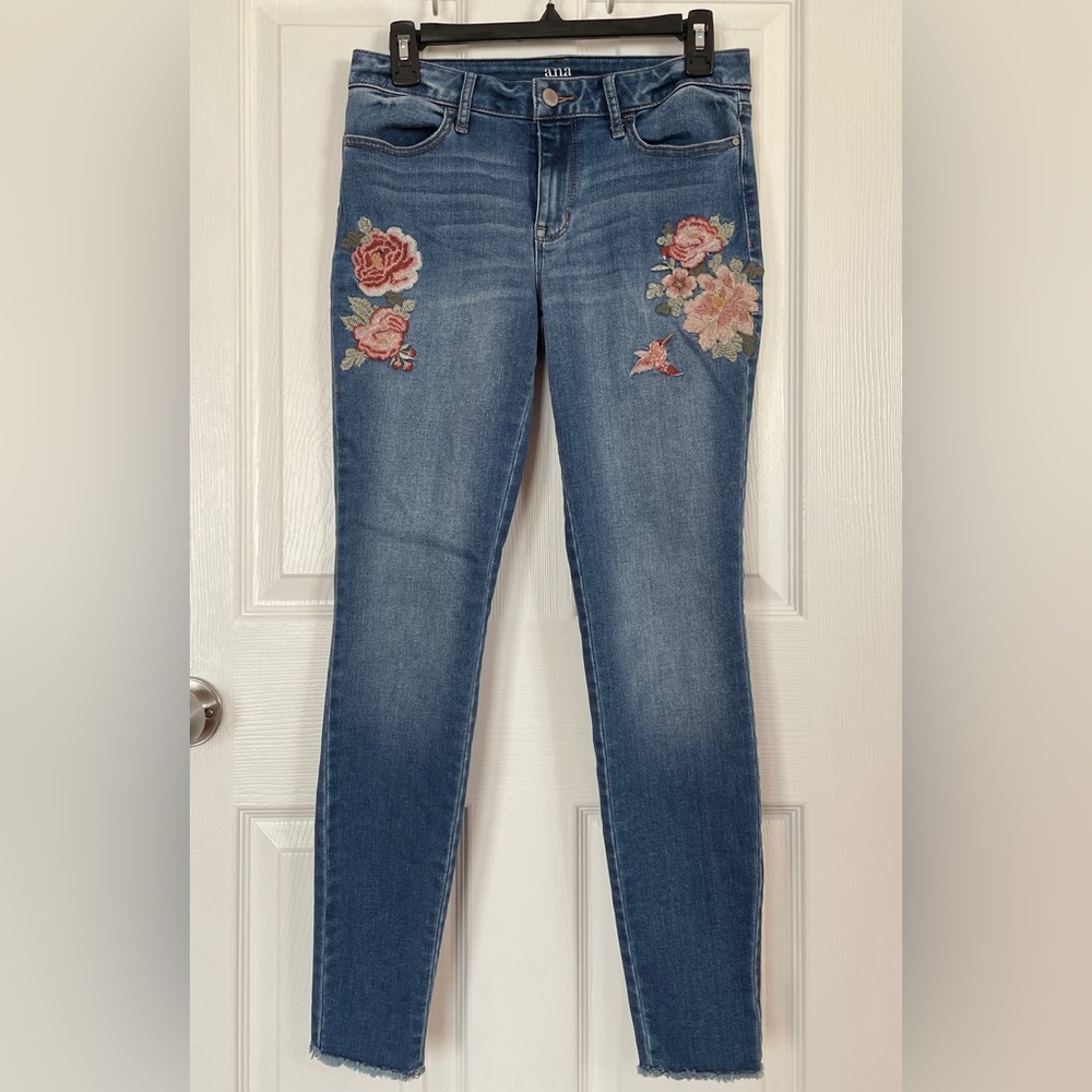 a.n.a Floral Embroidered Skinny Jeggings